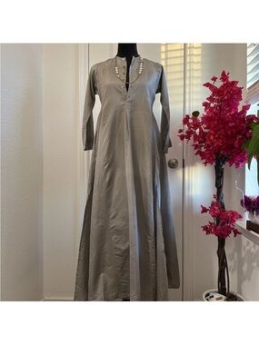 Dosa Classic Gray Maxi Dress with Long Sleeves Sz 1 (XS) (item A56)